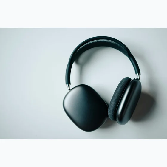 هدفون واقعی اپل ایرپاد مکس